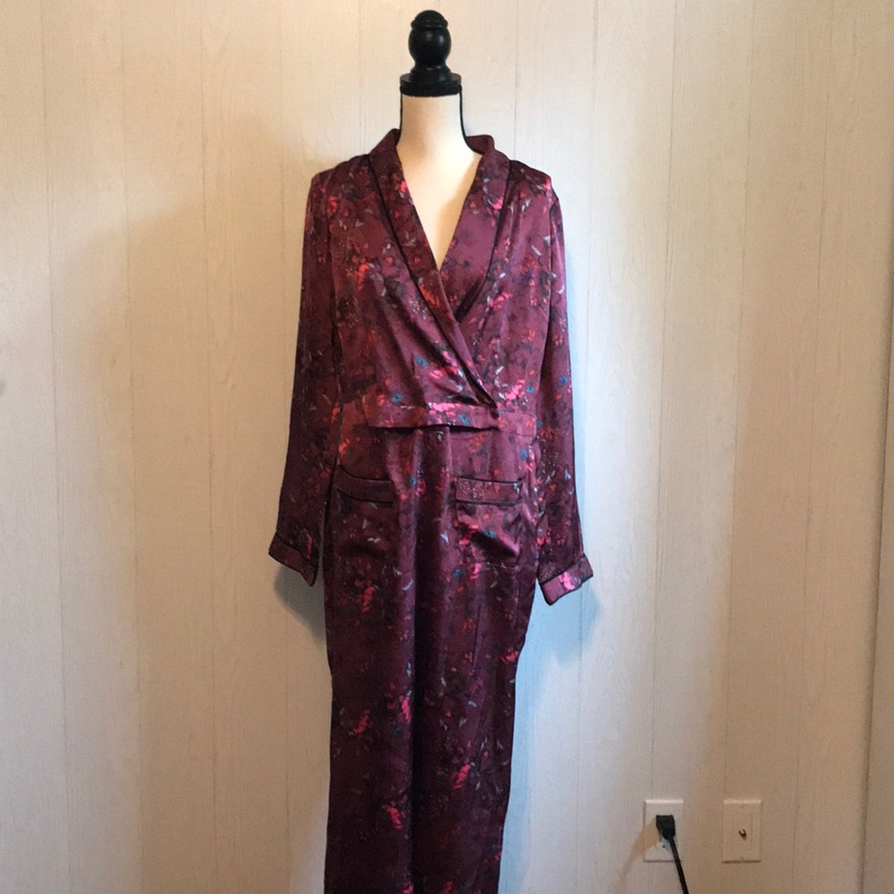 NWT Guess jumpsuit